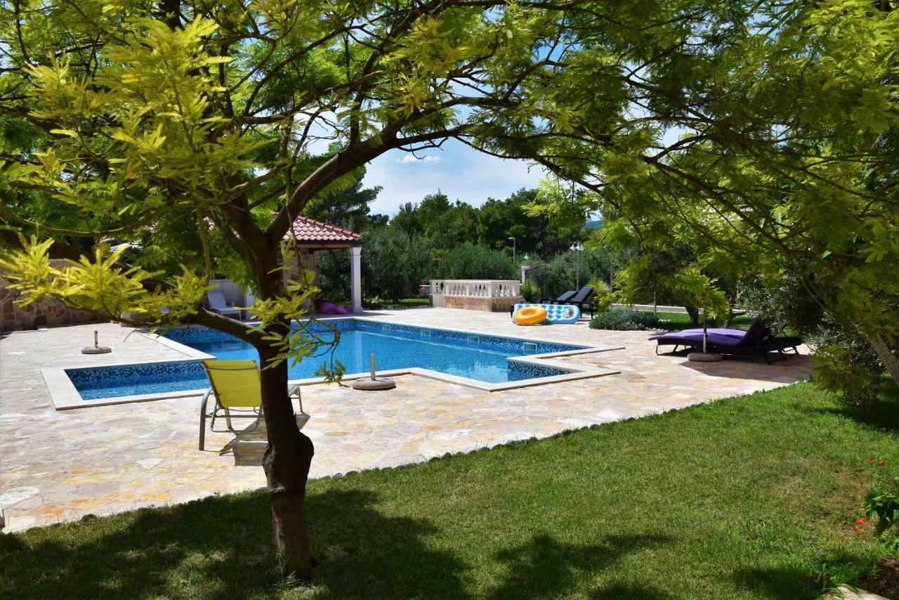 Apartments Villa Barbara Sumartin Extérieur photo