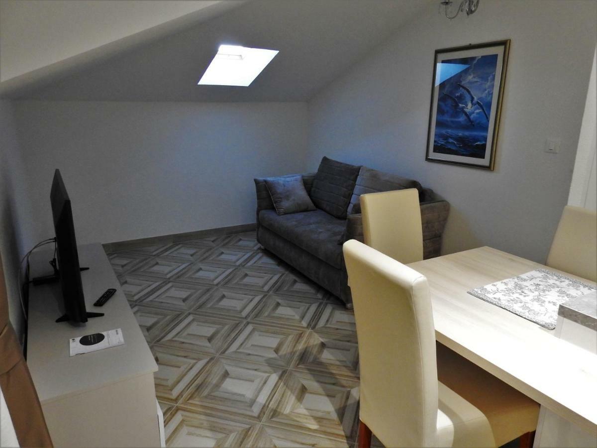 Apartments Villa Barbara Sumartin Extérieur photo